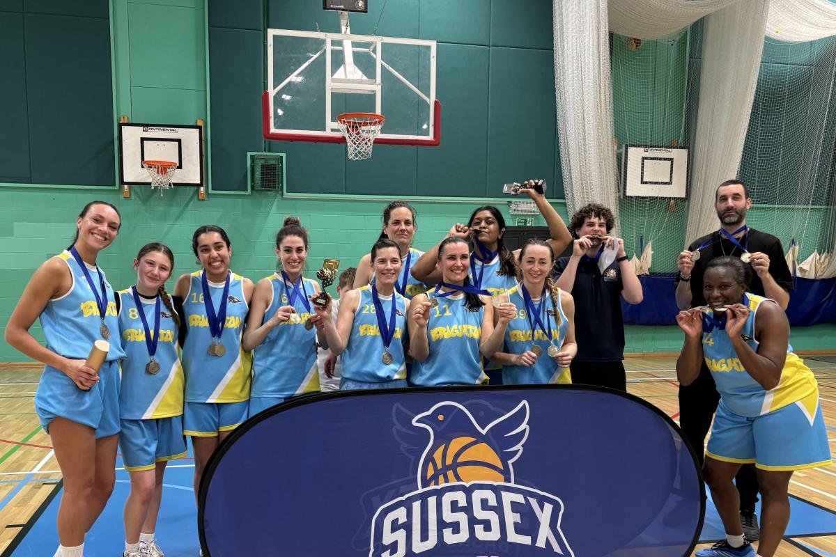 Basketball team celebrates double-winning season after final win