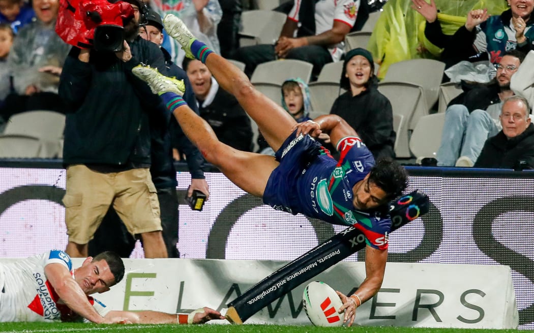 Alofiana Khan-Pereira scores. St George Dragons v One NZ Warriors. NRL Rugby League,  Jubilee Stadium., NSW, Australia, Saturday 23rd May 2026 Copyright Photo: David Neilson / www.photosport.nz