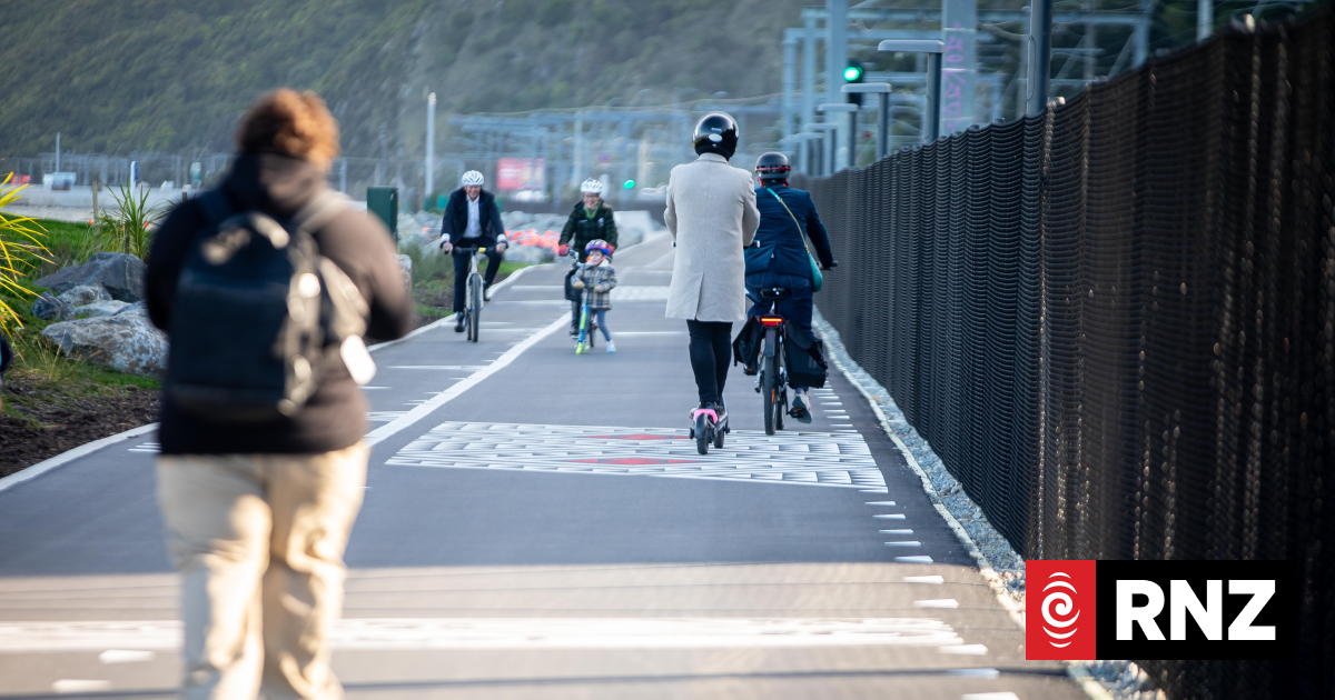 Long-awaited Te Ara Tupua cycling and walking path to open to public