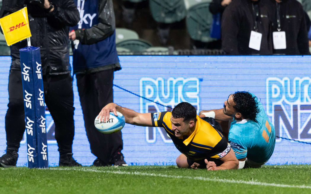 Hurricanes winger Josh Moorby scores the opening try against Moana Pasifika in their Super Rugby Pacific round 13 match at North Harbour Stadium, 9 May 2026. 
Photo credit: Brett Phibbs / www.photosport.nz