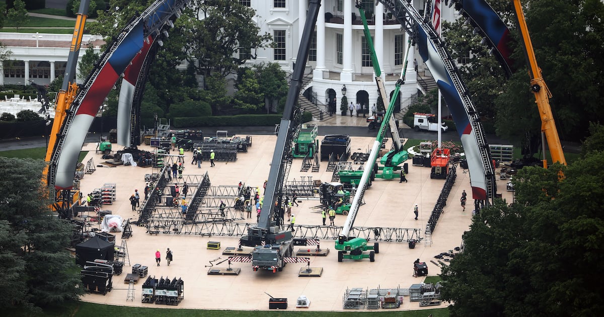 MMA fighting arena Trump’s latest White House construction project – The Irish Times
