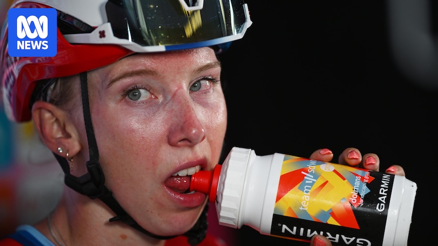Team 'astonished' as Lorena Wiebes kicked out of Giro d'Italia Women after winning stage one