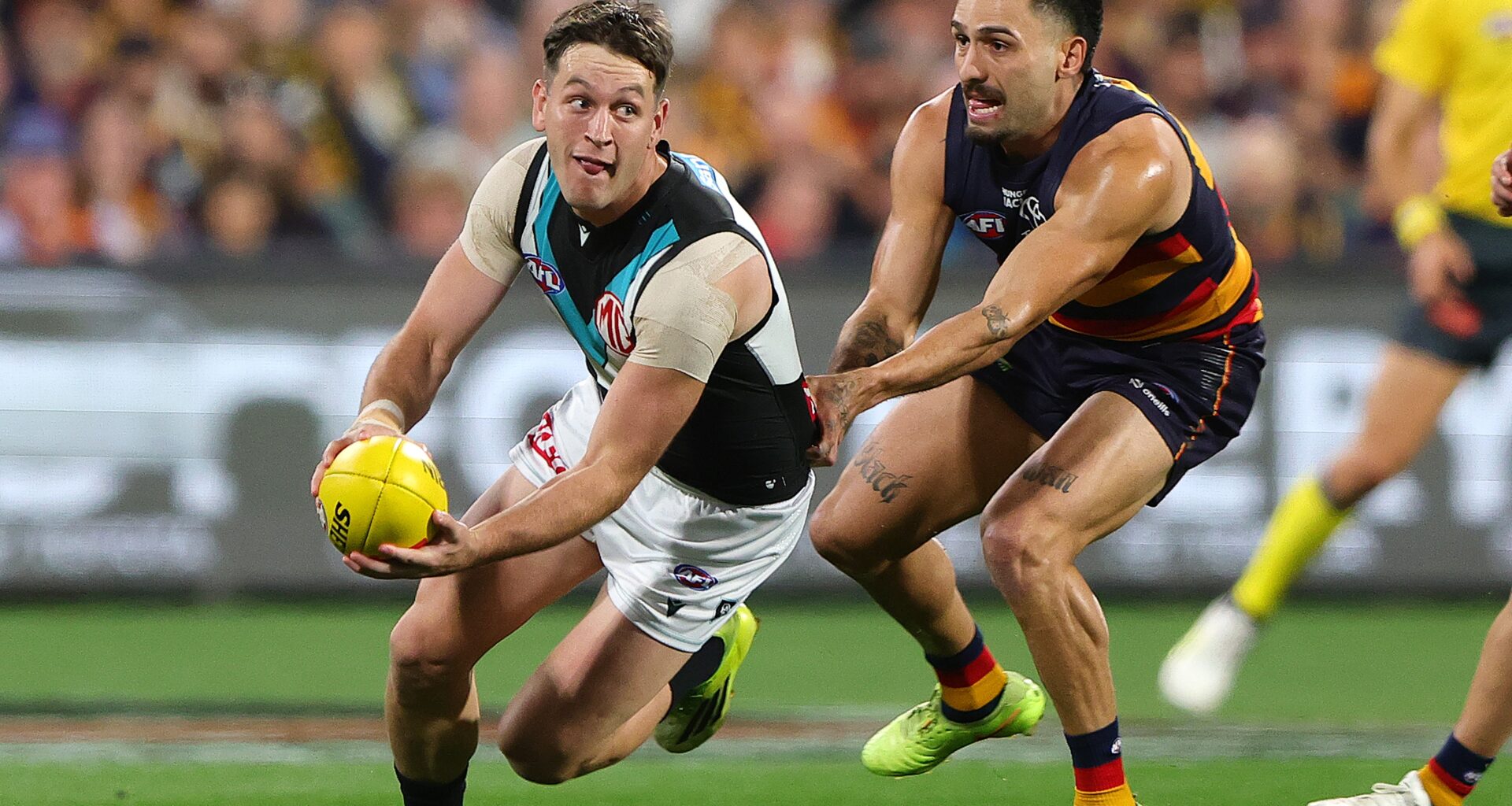 Final teams as Showdown, Dogs-Freo light up Friday night. Follow LIVE