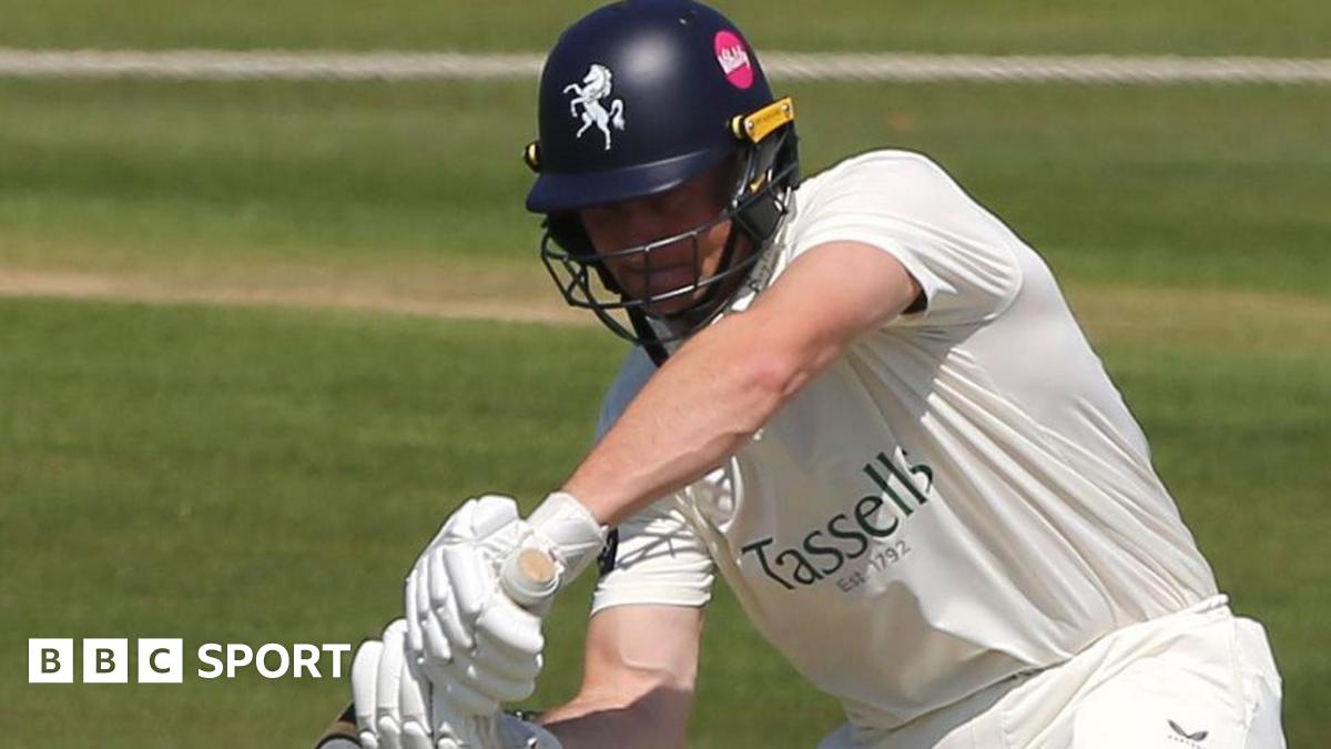 Chris Benjamin batting