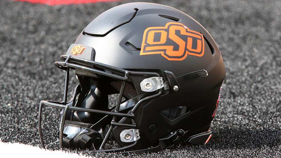 New OSU Cowboys Long Snapper Models Game After This NFL Star