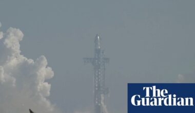 SpaceX launches its biggest rocket yet in test flight from Texas | SpaceX