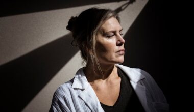Experts call for caution amid rise in antidepressant use