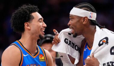 OKC Thunder use big second half to blow out Lakers in Game 3