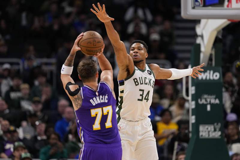 NBA Fans Scoff at Latest Lakers Trade Rumors on Giannis Antetokounmpo Package: “Is Nico running the Bucks?”