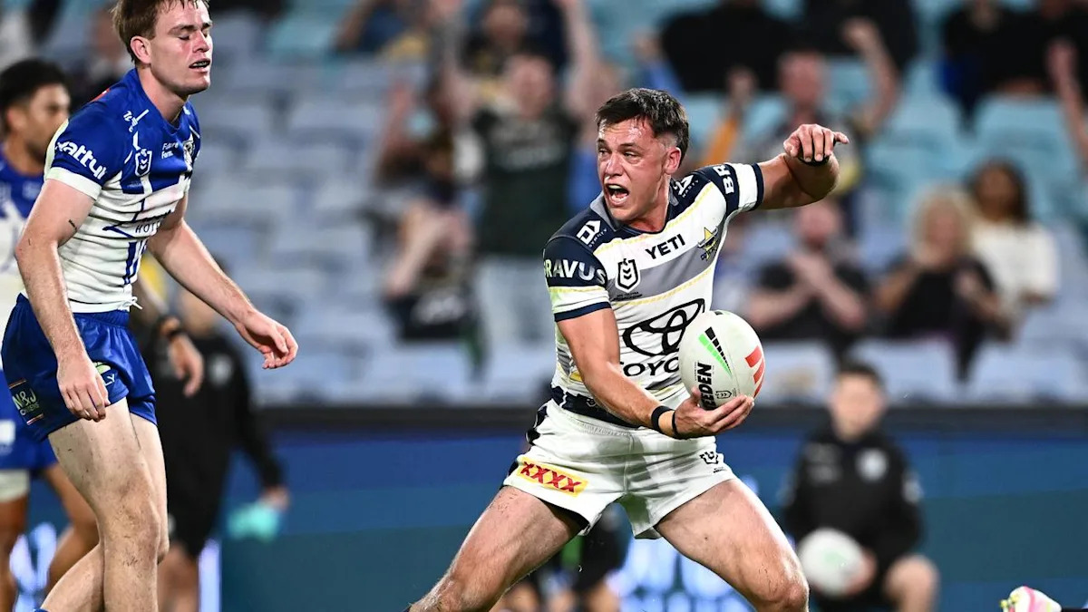 Cowboys crack whip to beat bumbling Bulldogs