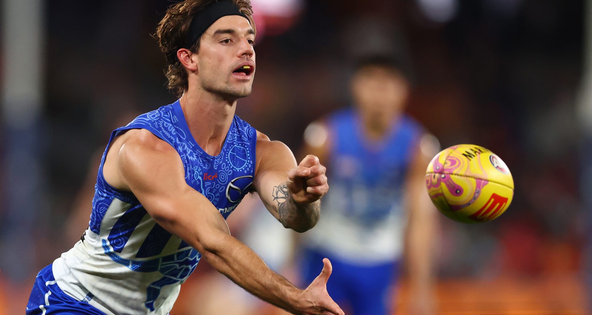 Simpkin's powerful No.36 tribute inspires stirring performance