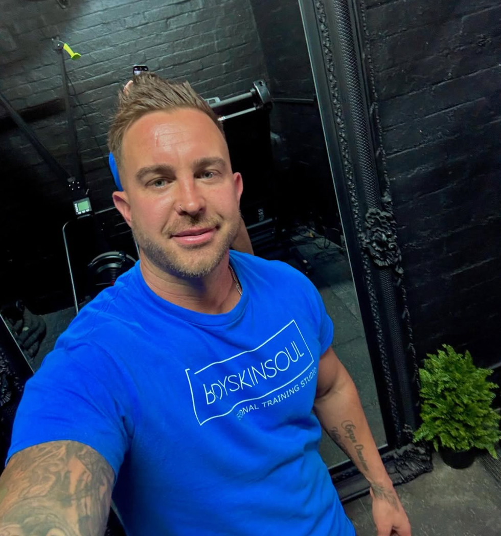 selfportrait in a training studio