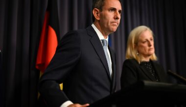 Labor eyes $300 tax sweetener as pressure mounts on cost-of-living despite numerous spending warnings