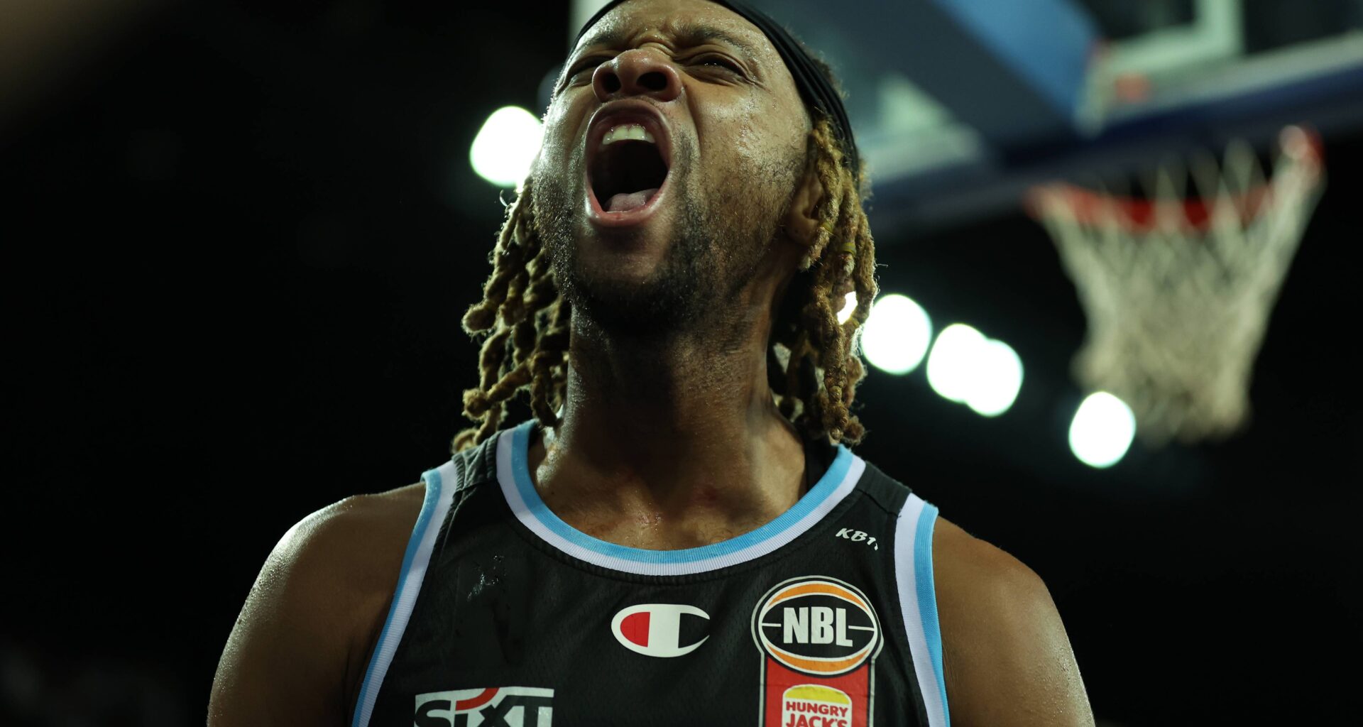 Recruit excited to play with 'two of NBL's best players'