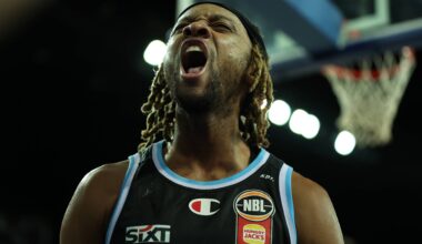Recruit excited to play with 'two of NBL's best players'
