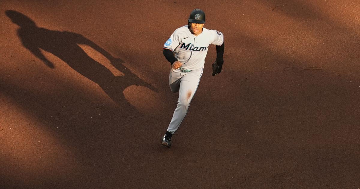 Jiménez, Edwards lead Marlins' attack in 9-5 win over Twins | MLB