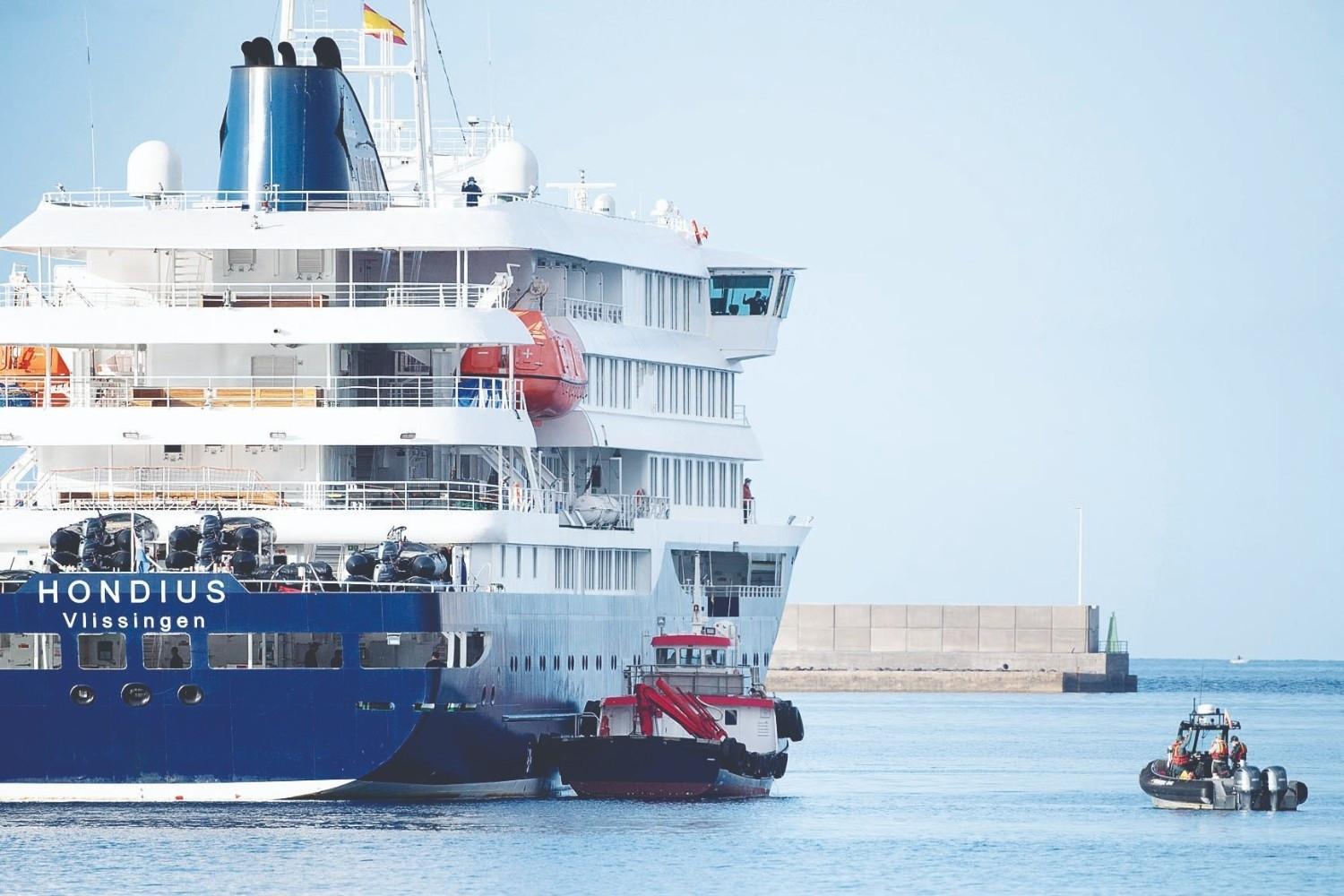 Dutch health officials clear hantavirus ship to sail again