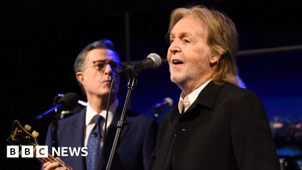 Stephen Colbert joined by Sir Paul McCartney for The Late Show finale - BBC