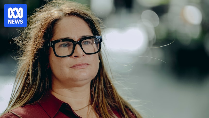 Royal commission witness says 'vile' antisemitism risks safety of children