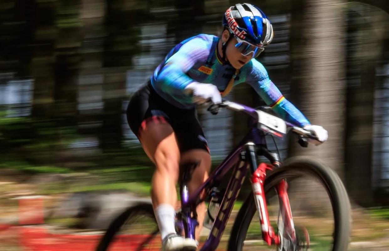 Evie Richards updates her status after the accident that left Nové Město in silence