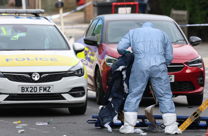 A member of the forensic team works at the scene, after a man was arrested following a stabbing incident in the Golders Green area, which is home to a large Jewish population, in London, Britain, April 29, 2026.