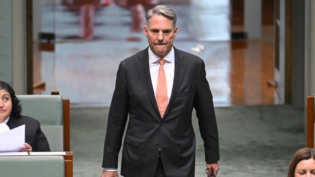 Australia's national security threatened by spending lags, workforce shortfall, defence expert warns