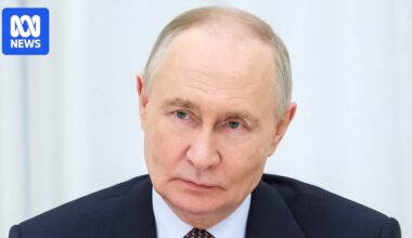 Tensions high ahead of Putin's parade as Australia told to evacuate Kyiv embassy