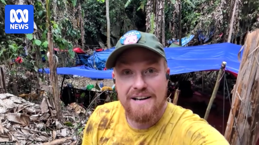 Australian rescue diver describes moment miners emerged