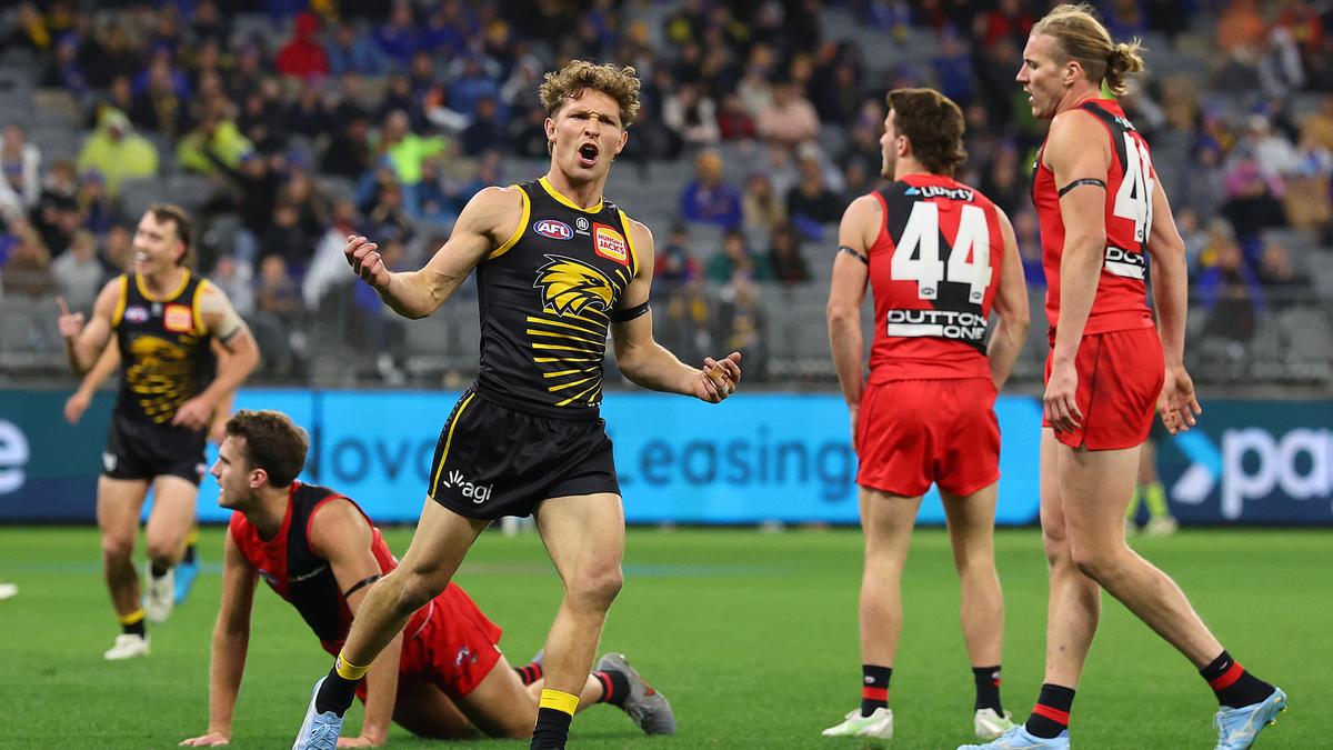 Live AFL Scores: West Coast Eagles face wet-weather slug fest against Essendon at Optus Stadium