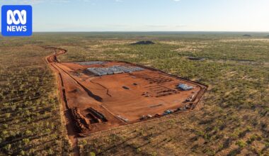 Aggreko building Australia's largest hybrid power plant in outback Queensland in light of CopperString delays