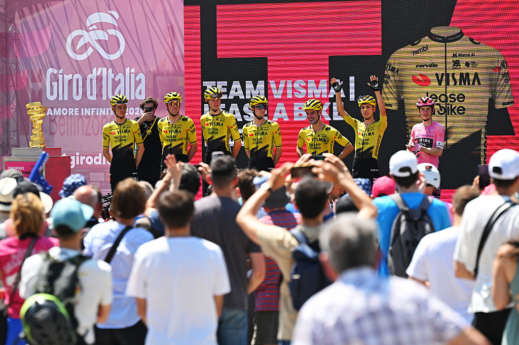 BELLINZONA, SWITZERLAND - MAY 26: Jonas Vingegaard of Denmark, Victor Campenaerts of Belgium, Timo Kielich of Belgium, Sepp Kuss of United States, Bart Lemmen of Netherlands, Davide Piganzoli of Italy, Tim Rex of Belgium and Team Visma | Lease a Bike prior to the 109th Giro d&amp;apos;Italia 2026, Stage 16 a 113km stage from Bellinzona to Cari 1645m / #UCIWT / on May 26, 2026 in Bellinzona, Switzerland. (Photo by Tim de Waele/Getty Images)