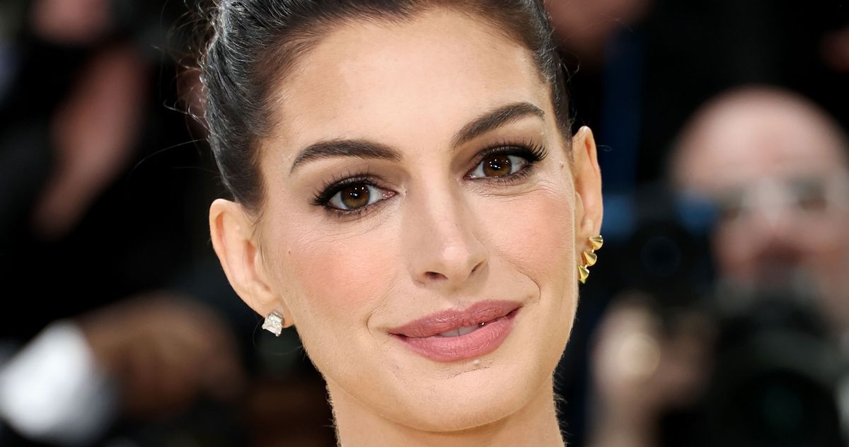 Anne Hathaway Didn’t Get a Face-lift, All Right?