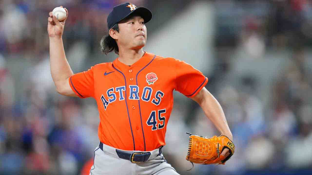 Three Astros pitchers combine to throw first MLB no-hitter since 2024