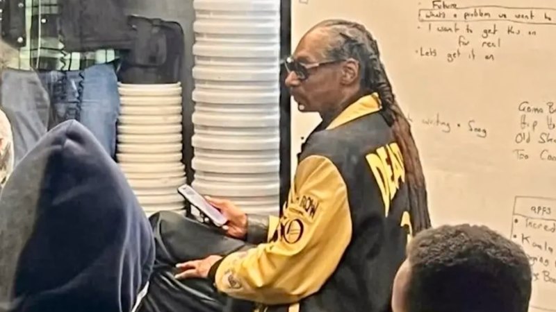 Snoop Dogg gifts music gear to Melbourne special needs school - SMH.com.au