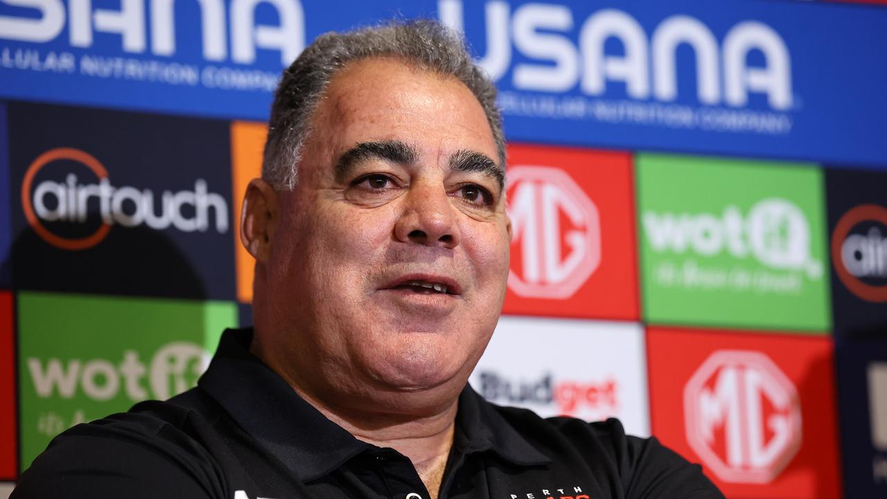 Transfer Whsipers, updates, Perth table two-year contract to Cam McInnes, Tyson Smoothy wants to return to Australia from Super League, news