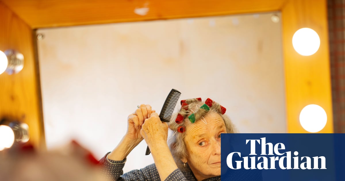 ‘Frailty and terrible rage’: Linda Bassett on Call the Midwife, her crap-free CV and selling ice creams at Olivier’s Old Vic | Theatre