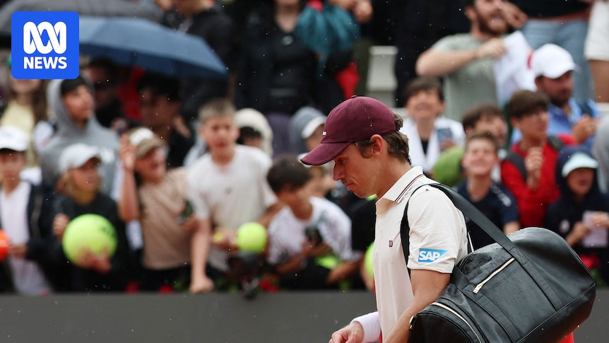 Alex De Minaur destroys racquet in Italian Open exit as Novak Djokovic also out