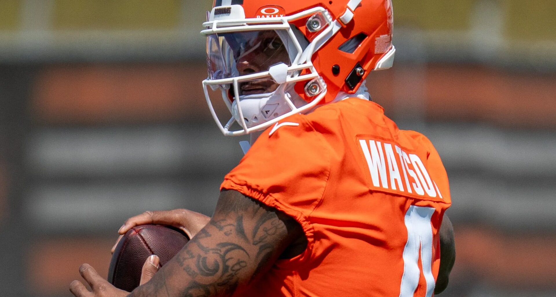 NFL insider reveals current climate of Browns QB battle before season