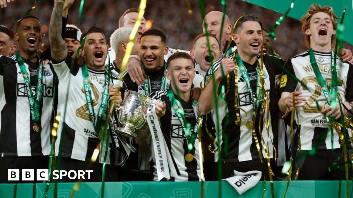 Newcastle United players celebrate after defeating Liverpool in the 2025 League Cup final at Wembley