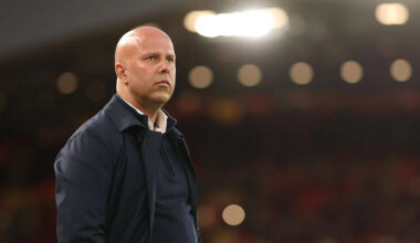 “The football has dropped off a cliff” – Arne Slot slammed by Liverpool legend