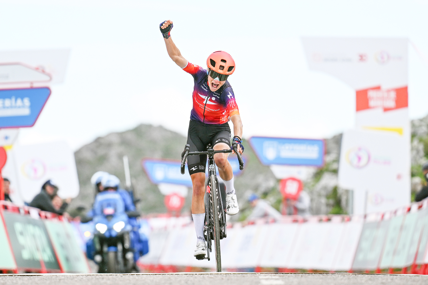 L'ANGLIRU, SPAIN - MAY 09: Petra Stiasny of Switzerland and Team Human Powered Health celebrates at finish line as stage winner during the 12th La Vuelta Femenina 2026, Stage 7 a 132.9km stage from Pola de Laviana to L'Angliru 1555m / #UCIWWT / on May 09, 2026 in Pola de Laviana, Spain. (Photo by Szymon Gruchalski/Getty Images)