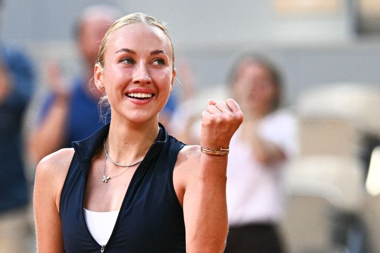 Austria's Anastasia Potapova celebrates after winning against US Coco Gauff at the end of their women's singles match on day 7 of the French Open tennis tournament on Court Philippe-Chatrier at the Roland-Garros Complex in Paris on May 30, 2026. (Photo by JULIEN DE ROSA / AFP)
