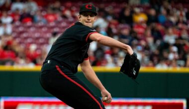 Astros beat the Reds 10-0, extending Cincinnati’s losing streak to 8
