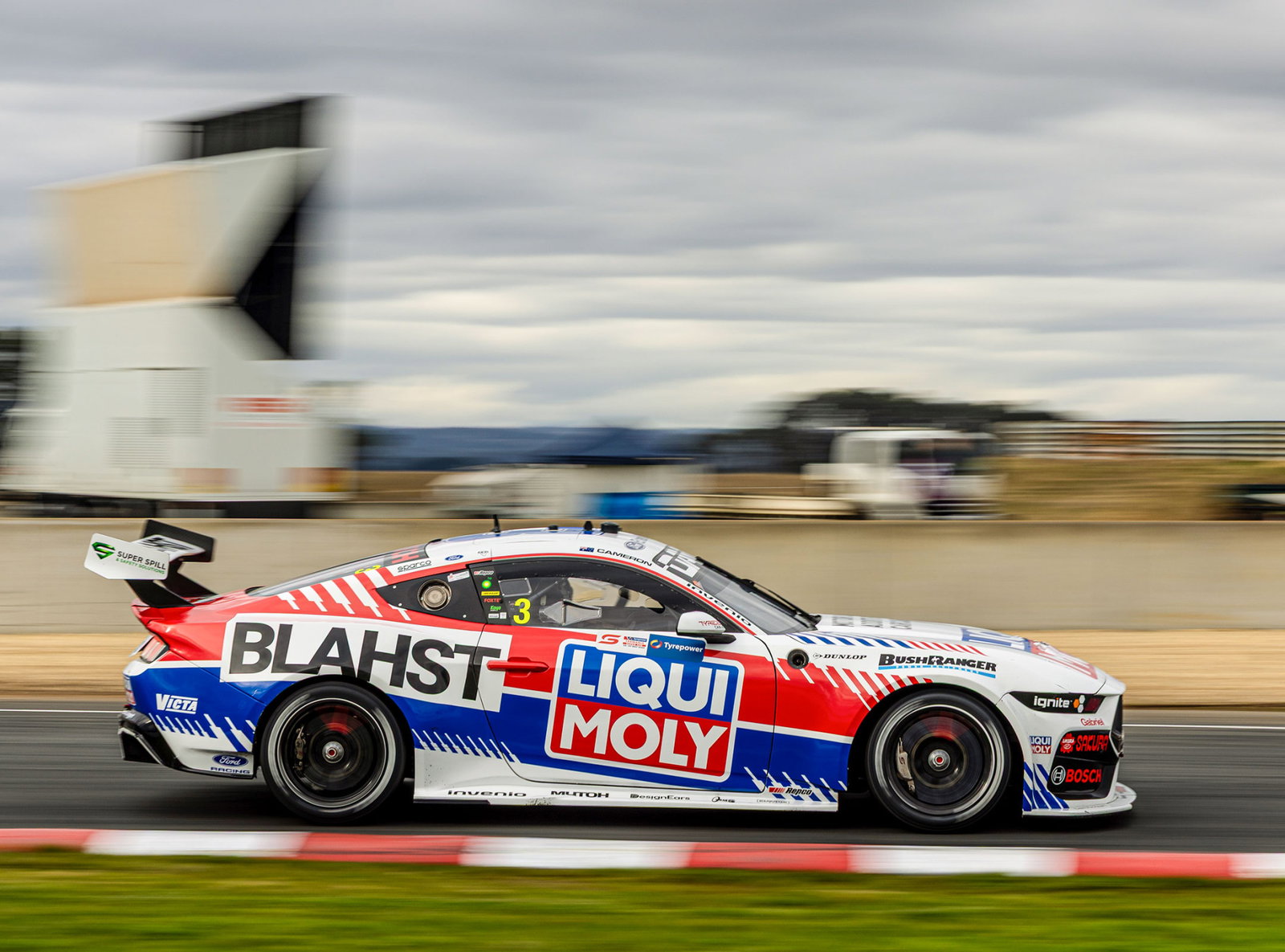 Bathurst legend in Aaron Cameron coaching role