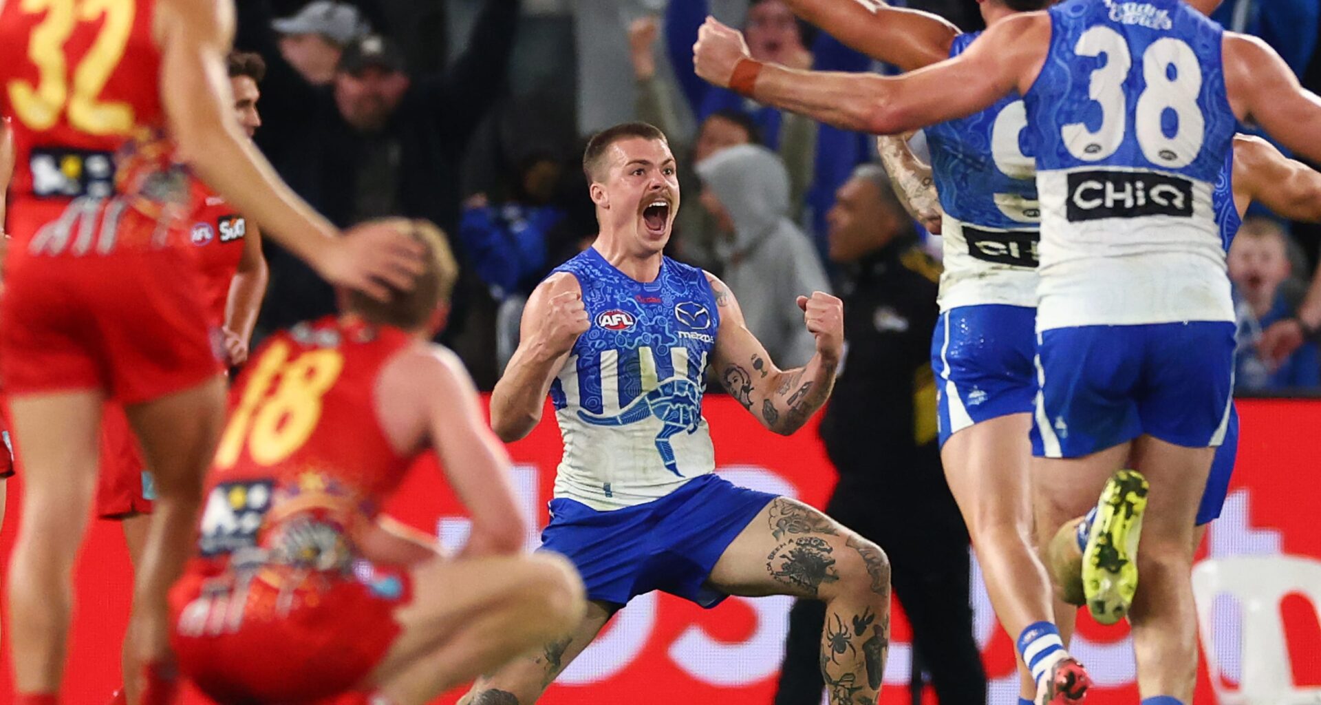 Roo-diculous! Zurhaar sinks Suns after siren to secure epic comeback win