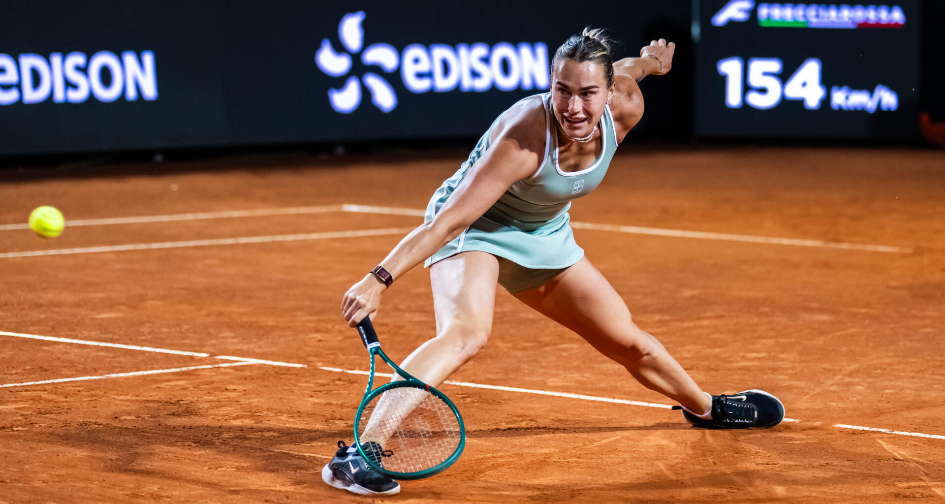 Sabalenka takes out Krejcikova with straight-sets win in Rome