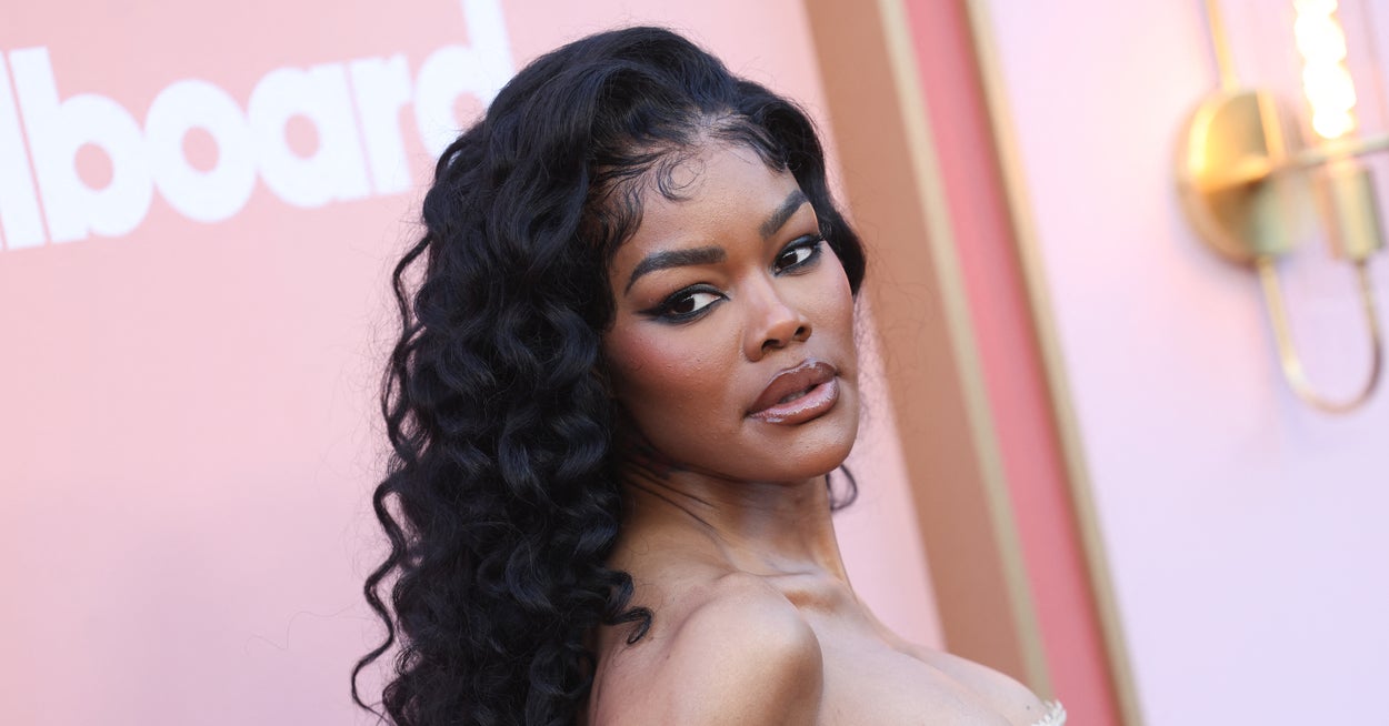 “This Just Made Me Shudder Involuntarily”: People Are Both Mesmerized And Grossed Out By Teyana Taylor’s Latest Bold Red Carpet Look - BuzzFeed