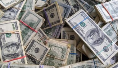 Economist David Rosenberg Explains Why Your Paycheck Feels Lighter Despite 'Solid' Jobs Report - State St