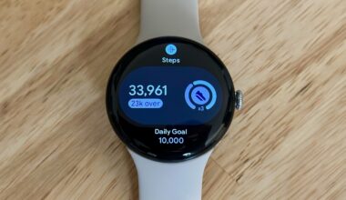 A buggy Fitbit update is blinding sensors on the Pixel Watch 3 and 4