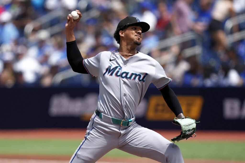 Eury Pérez To Miss Eight Weeks With Gracilis Strain